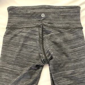 Lululemon size 4 leggings